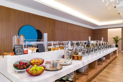 Lune at Radisson Riyadh Airport: A Mediterranean Dining Escape Above the Clouds